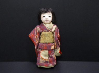 古い抱き人形を奈良で出張買取しました。